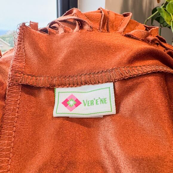 Ver'e'ne, Super Soft Western Brown Poncho w/ Fringe and Decorative Buttons, OSFA - Picture 9 of 11